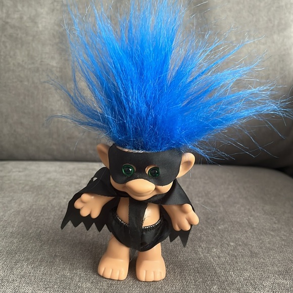 Vintage Blue Haired, Green Eyed Batman/Zorro/Masked Superhero Forest Troll Doll - Picture 2 of 7